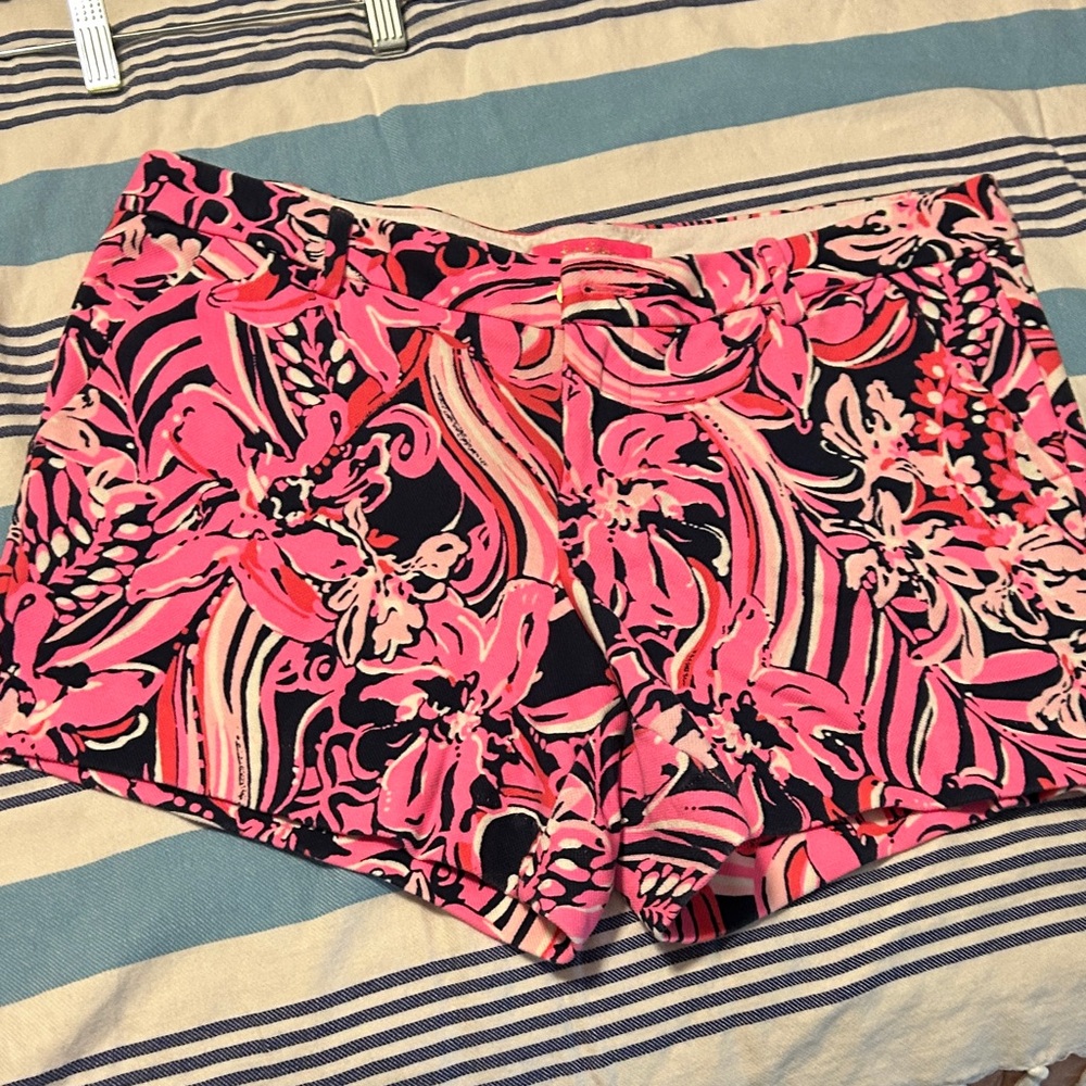 Lilly Pulitzer Pink and White Patterned Shorts
